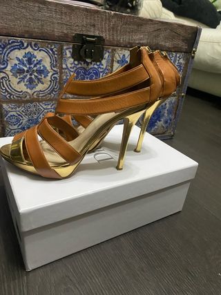 Sandalias Dior Piel T.39 Camel y Dorado