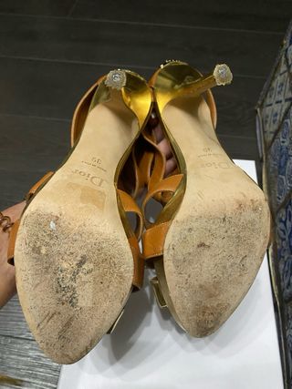 Sandalias Dior Piel T.39 Camel y Dorado