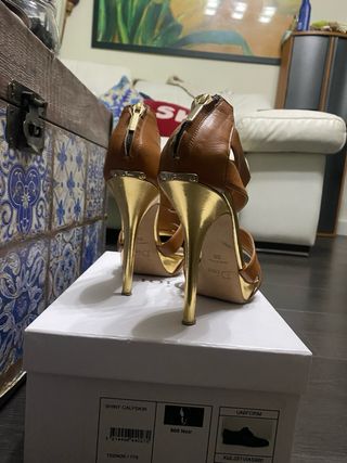 Sandalias Dior Piel T.39 Camel y Dorado