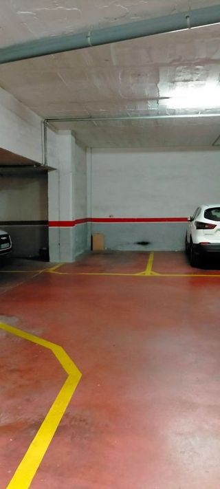 Garaje en venta en Vallparadís en Terrassa