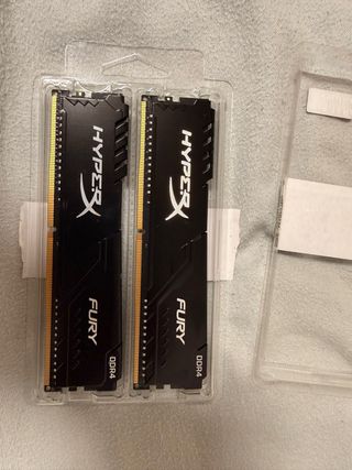 2x8GB DDR4 2400MHz HyperX Fury RAM