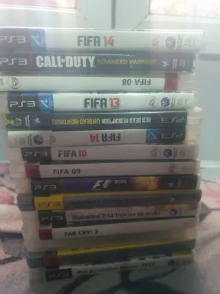 3 Consola PS3 Slim Negra + 4 Mandos