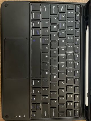 iPad 10ª Gen Plata + Teclado + Pencil