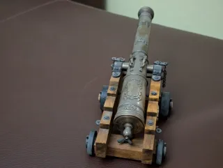 Adorno de cañón antiguo GANGA !!! a qué esperas