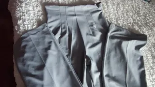 Pantalón Palazzo Gris con Cinturón