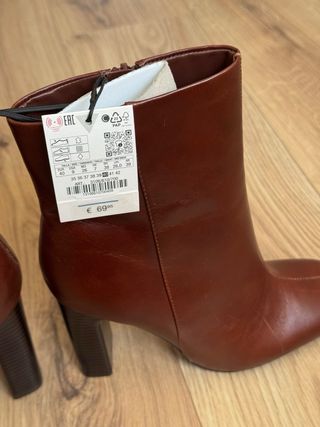 Botín piel marrón tacón ancho Zara