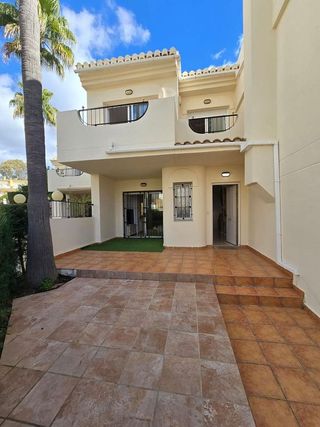 Casa adosada en venta en Elviria en Marbella