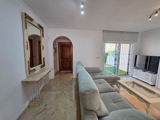 Casa adosada en venta en Elviria en Marbella
