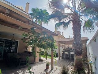 Casa pareada en venta en Calahonda en Mijas