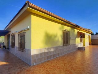 Chalet en venta en Aspe