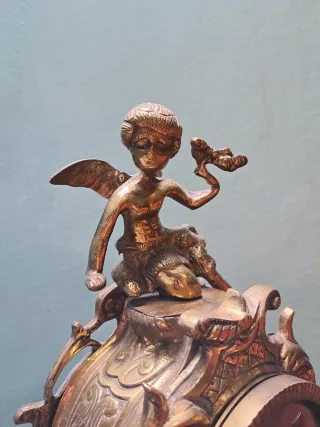 Reloj Antiguo Estilo Barroco