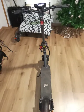 Patinete Eléctrico - Llanta Trasera Dañada