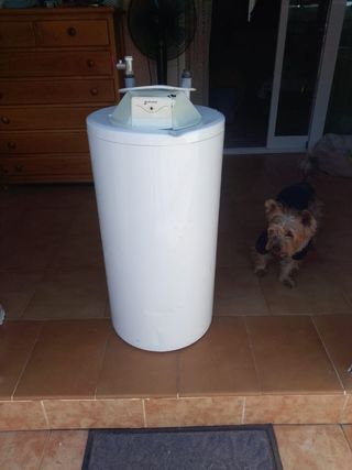 Termo eléctrico blanco