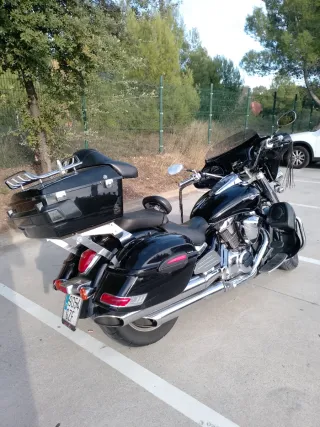 Suzuki Intruder C1800R Negra