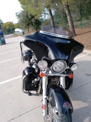 Suzuki Intruder C1800R Negra