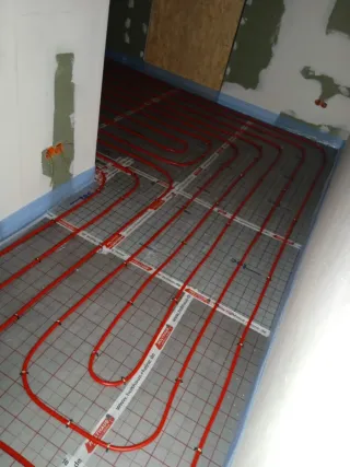 Fontanero profesional con gran experiencia