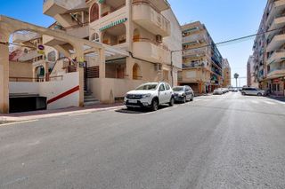 Garaje en venta en  El Acequión - Los Naúfragos en Torrevieja