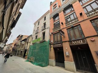 Piso en venta en Santa Clara-Caputxins-Hospital en Vic