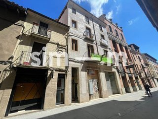 Piso en venta en Santa Clara-Caputxins-Hospital en Vic