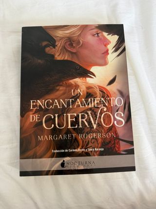 Un encantamiento de cuervos