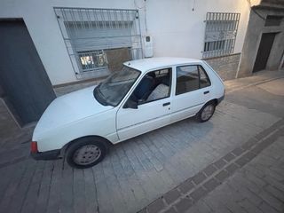 Peugeot 205 1994