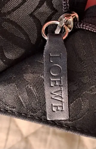 Neceser Cartera Loewe Negro perfumes a estrenar.