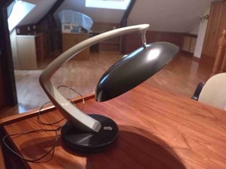 Lámpara de mesa Fase Boomerang