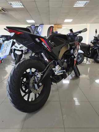 Aprilia RS 125 Réplica E5+