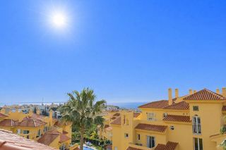 Ático en venta en Calahonda en Mijas