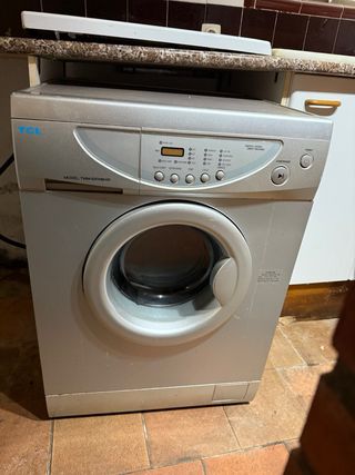 Lavadora TCL Carga Frontal