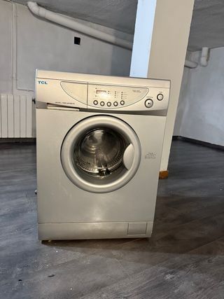 Lavadora TCL Carga Frontal