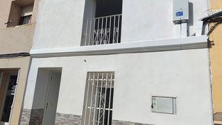Casa adosada en venta en Pinós