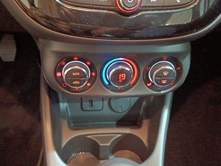 Opel Corsa 1.4 120 Aniversario 66 kW (90 CV)