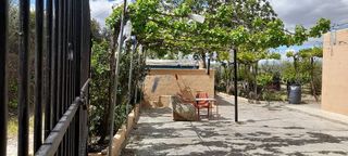 Casa rural en venta en Baza