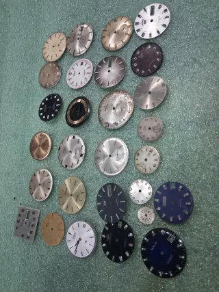 Lotto 27 quadranti orologi assortiti