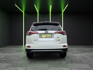 Toyota Rav4 2.5l hybrid Executive 2WD 145 kW (197 CV)