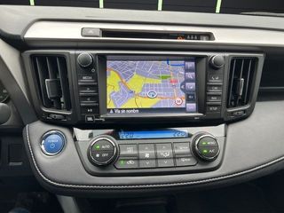 Toyota Rav4 2.5l hybrid Executive 2WD 145 kW (197 CV)