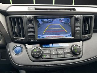 Toyota Rav4 2.5l hybrid Executive 2WD 145 kW (197 CV)