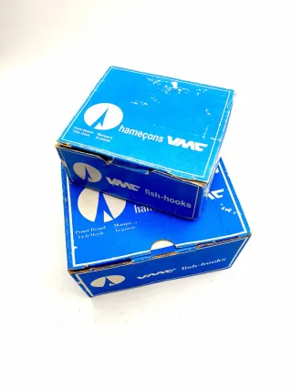 Caja de anzuelos triples VMC, Anzuelos, Pesca