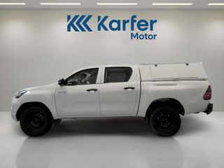 Toyota Hilux 2.4 D-4D Cabina Doble GX