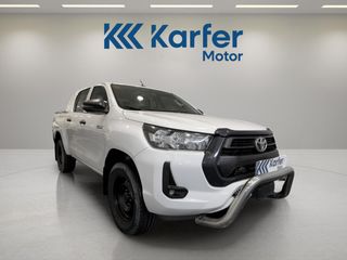 Toyota Hilux 2.4 D-4D Cabina Doble GX