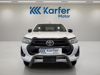 Toyota Hilux 2.4 D-4D Cabina Doble GX