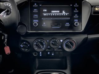 Toyota Hilux 2.4 D-4D Cabina Doble GX