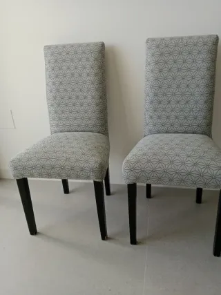 2 Sillas Tapizadas Diseño Geométrico