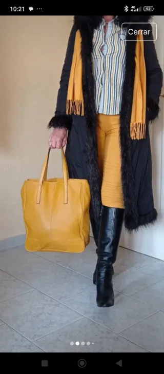 Bolso de piel Purificación García mostaza