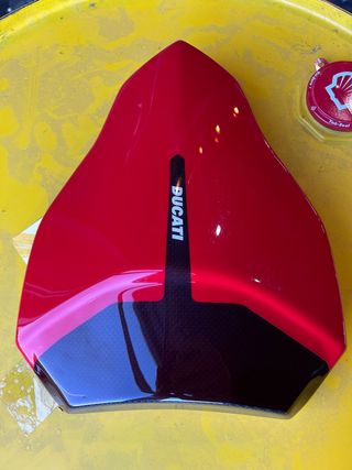 Colín Monoposto Ducati Performance Negro/Rojo