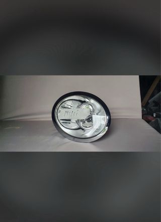 Pilotos traseros y focos delanteros