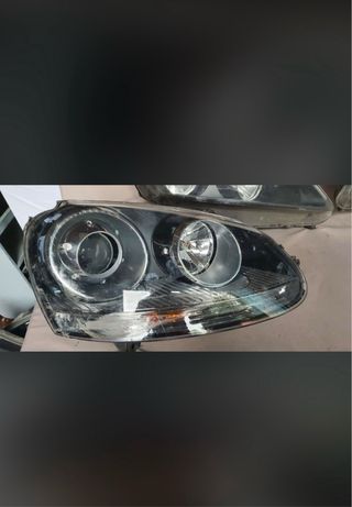 Pilotos traseros y focos delanteros