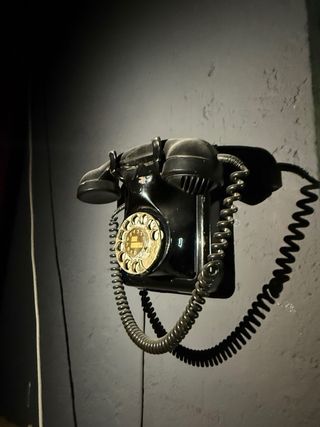 Banco de iglesia, farolillos, concha, lamparas...