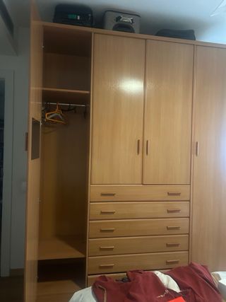 Armario grande Ikea madera